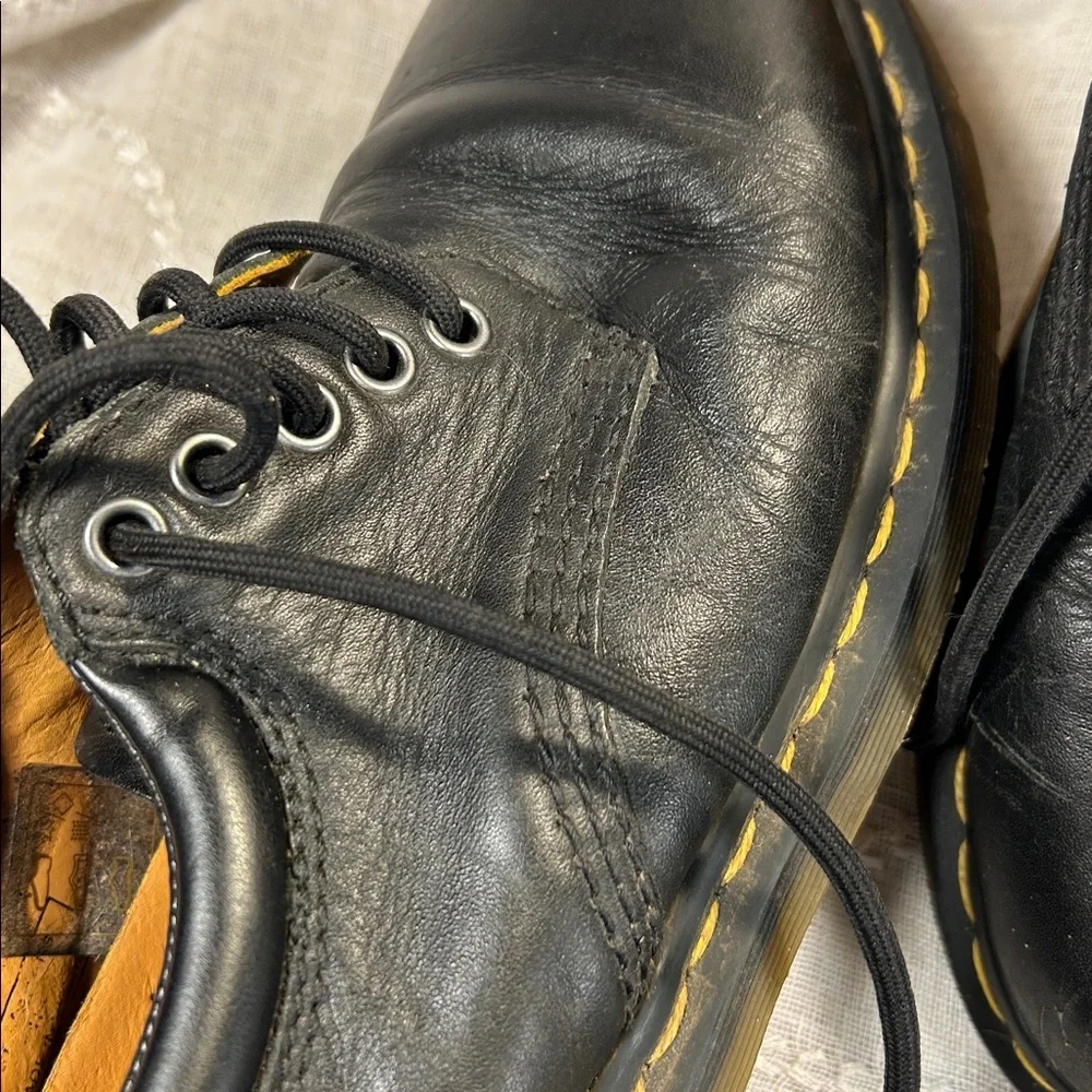 Dr Martens leather lace up oxfords shoes